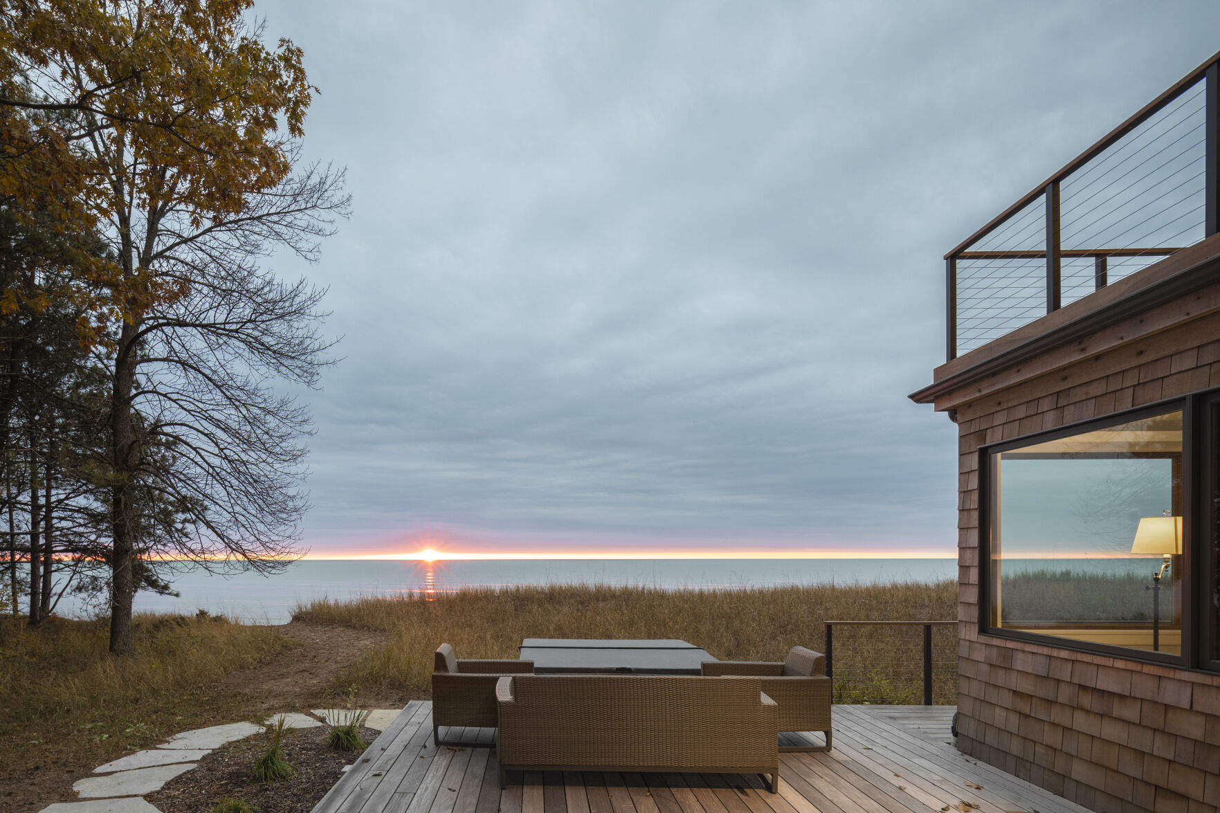 12_Hot-Tub_Residence_Timber_Innovations__Ryan_Hainey_Photography_002.jpg